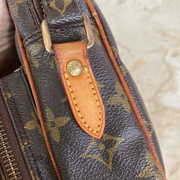 Vintage LOUIS VUITTON Monogram Amazone Shoulder Cross Body Bag - Picture 8 of 16